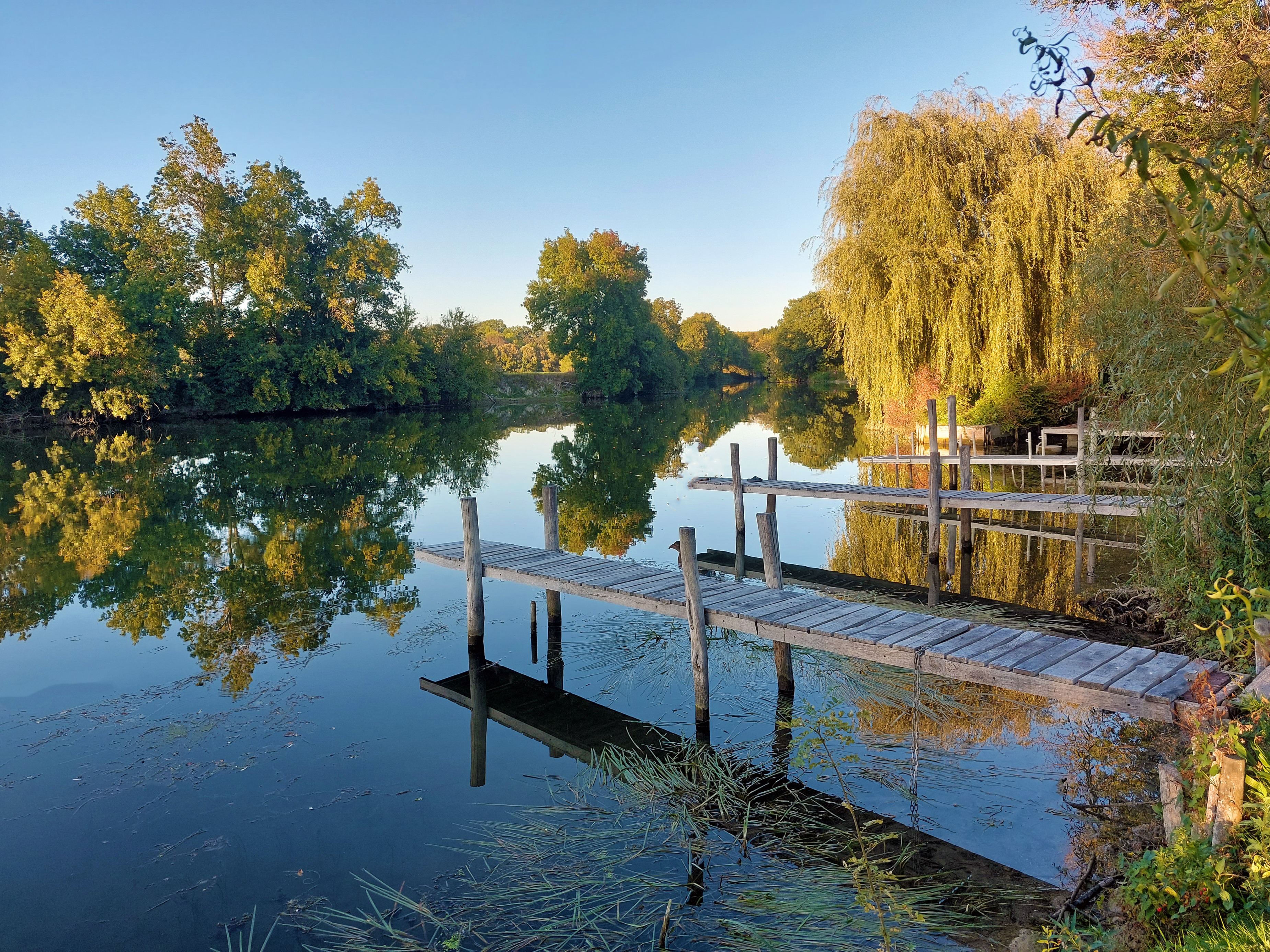 Port du Lys moorings last night October 2023