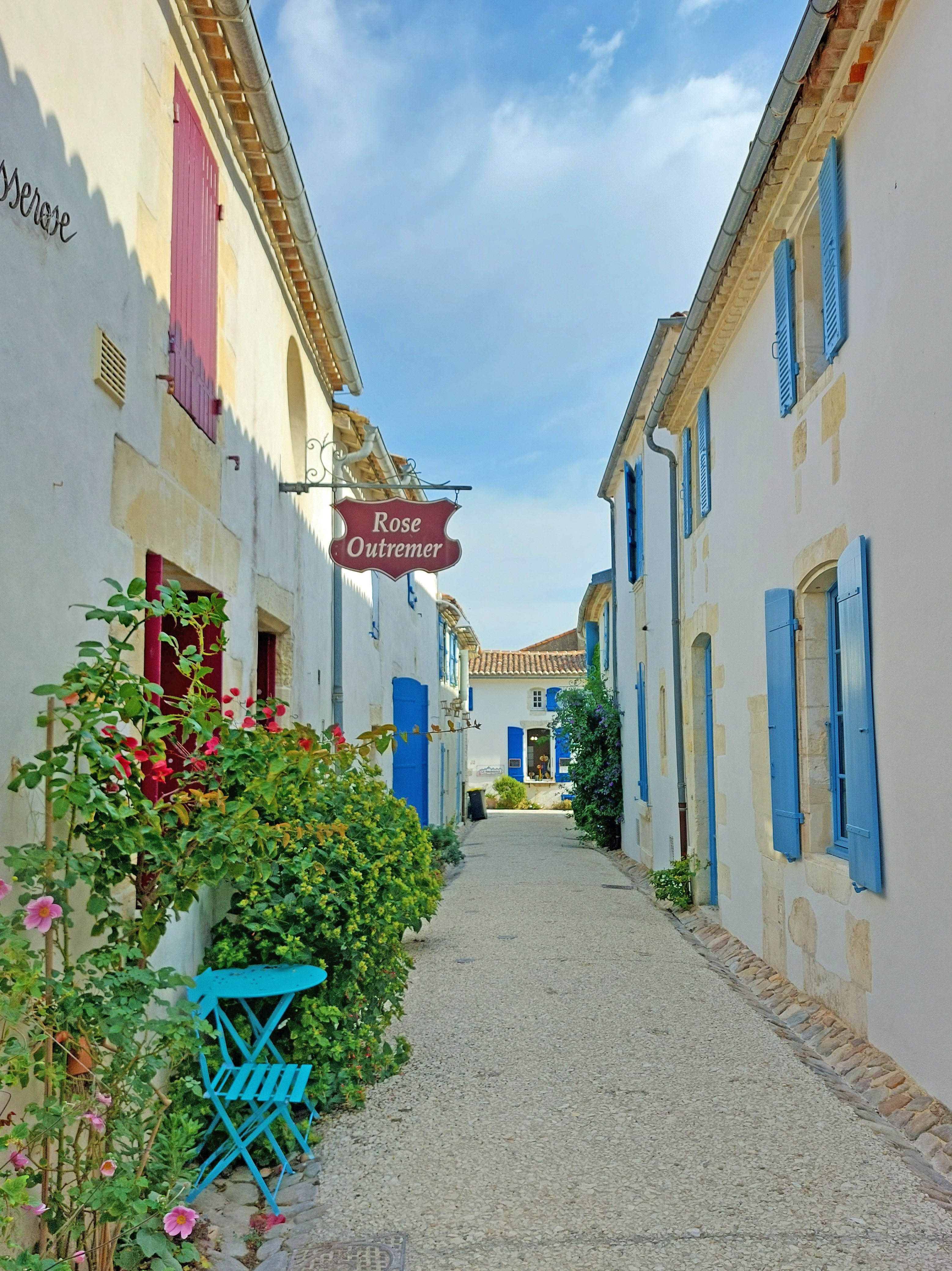 Talmont street 24 Aug 2023